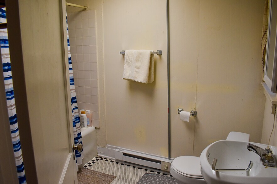 More Photos Of 327 Main St, Binghamton Apartments For Sale
