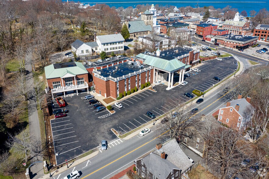 More Photos Of 25 Summer St, Plymouth Hospitality For Sale