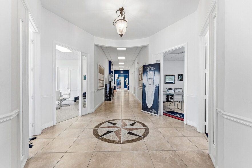 More Photos Of 250-300 SW Monterey Rd, Stuart Freestanding For Sale