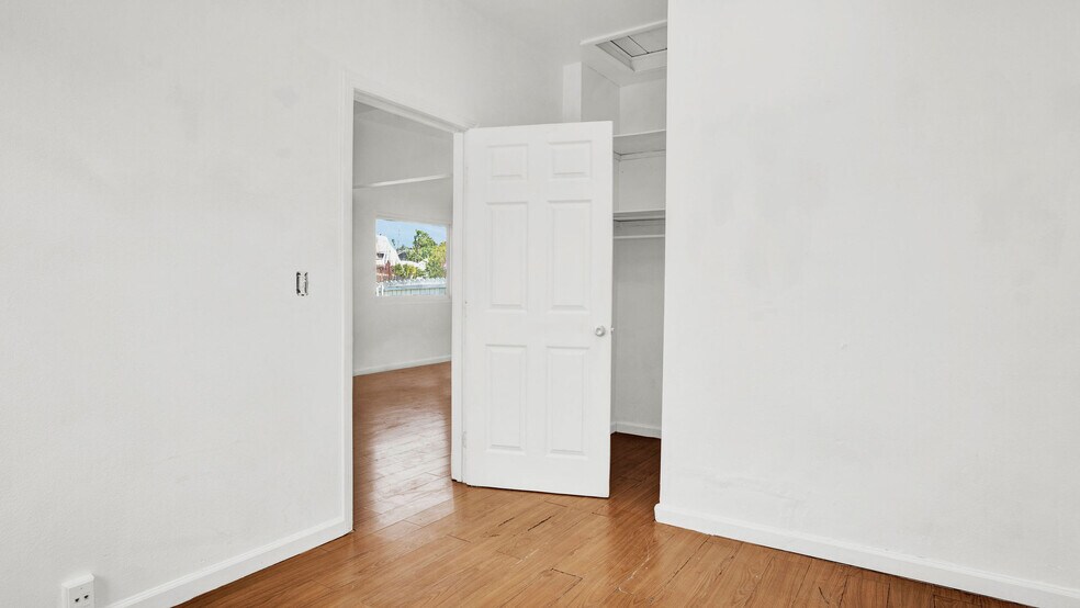 More Photos Of 6072 York Blvd, Los Angeles Storefront Retail Residential For Sale