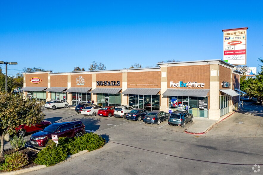 Primary Photo Of 280 N Business Ih 35, New Braunfels Unknown For Lease
