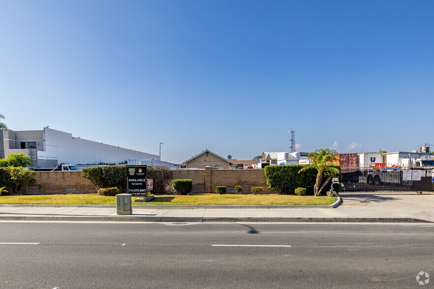 Primary Photo Of 11611 Westminster Ave, Garden Grove Land For Lease