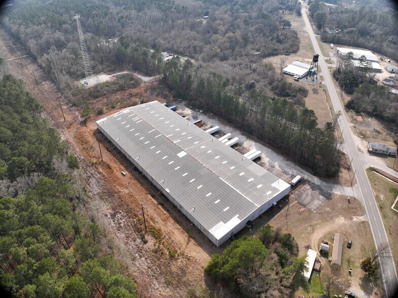 More Photos Of 401 N Main St, Society Hill Warehouse For Lease