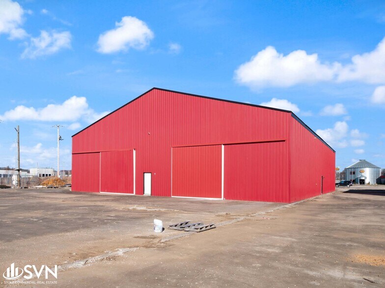 More Photos Of 300 Opportunity dr, Mayfield Warehouse For Sale