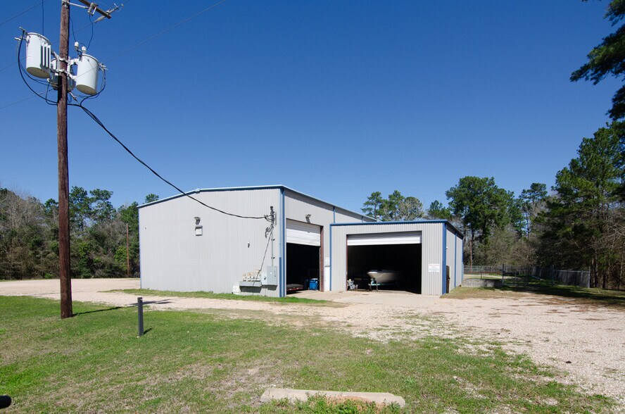 More Photos Of 9730 Shepard Hill Rd, Willis Warehouse For Sale