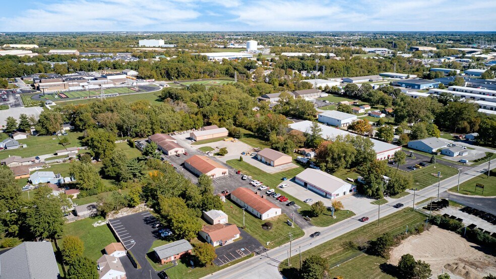 More Photos Of 5342 Elmwood Ave, Indianapolis Unknown For Lease