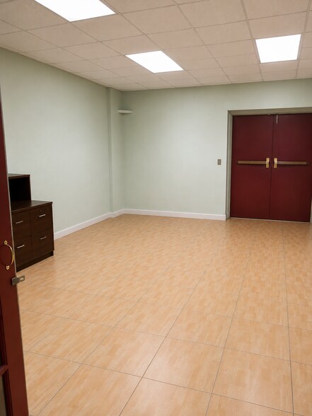 More Photos Of 6972 Aloma Ave, Winter Park Medical For Sale