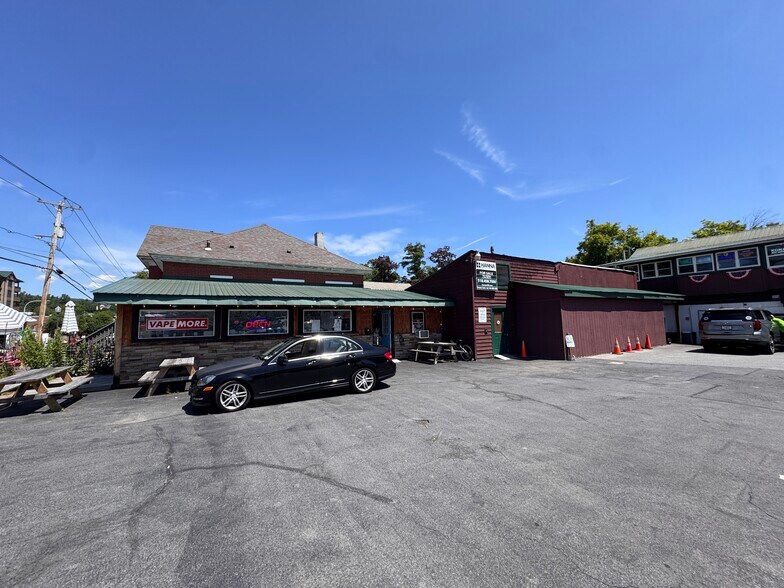 More Photos Of , Lake George General Retail For Sale