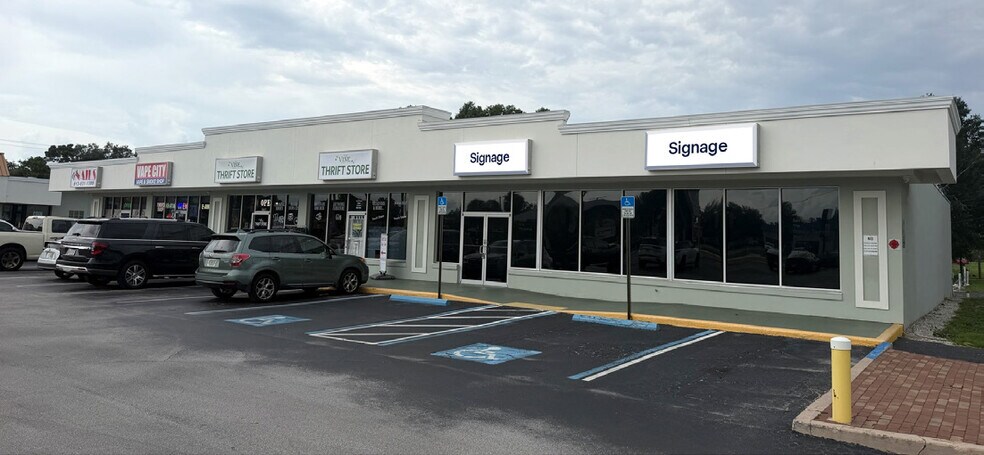Primary Photo Of 5801-5811 S Dale Mabry Hwy, Tampa Storefront Retail Office For Lease