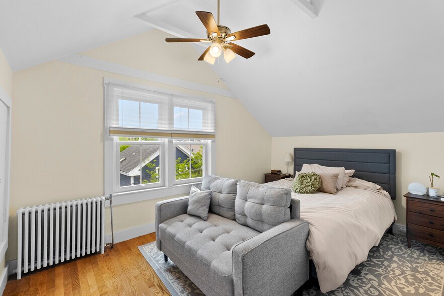 More Photos Of 13 Dean Ave, Newport Apartments For Sale