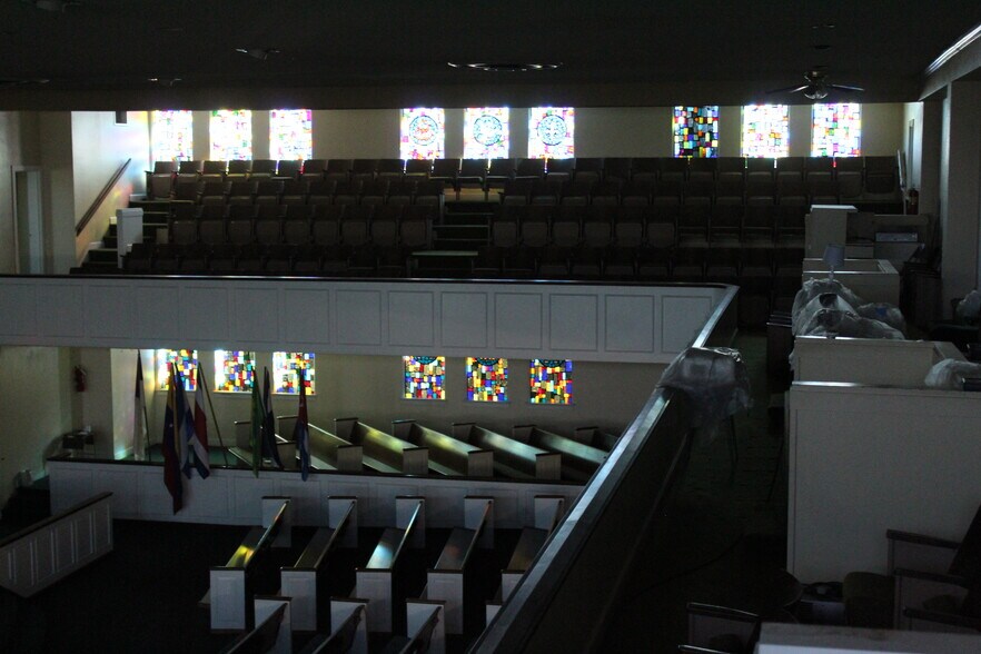 More Photos Of 1519 Circle Park Blvd, Fort Worth Religious Facility For Sale