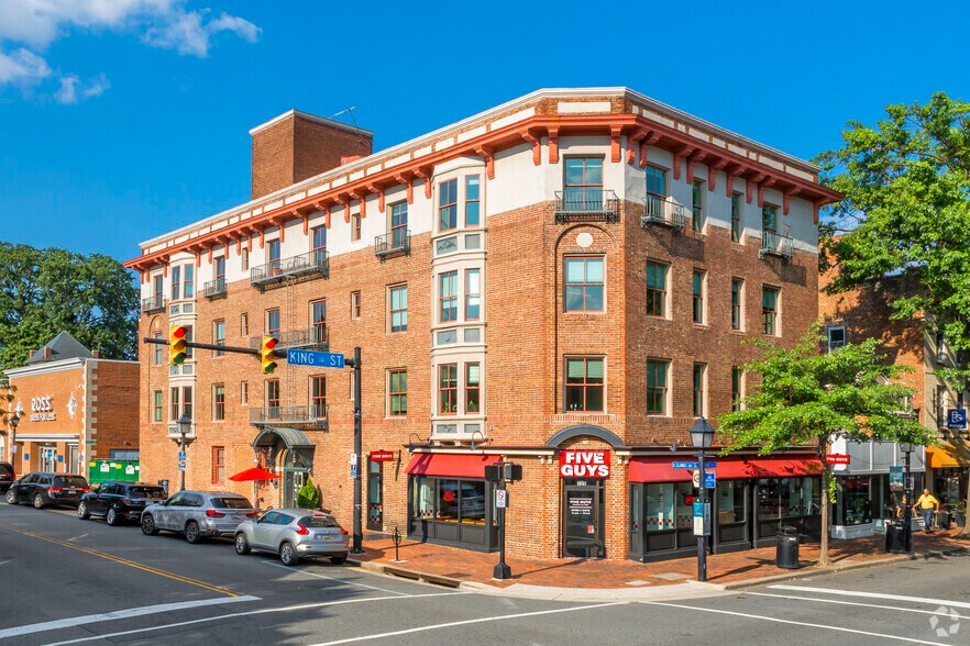 Primary Photo Of 101 N Columbus St, Alexandria Office For Lease