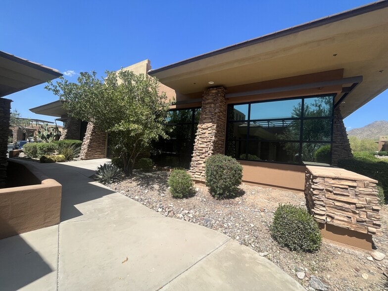 More Photos Of 9927 E Bell Rd, Scottsdale Medical For Sale