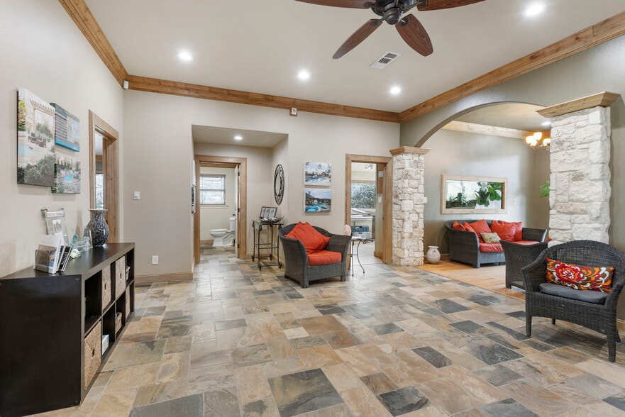 More Photos Of 8711 Hufsmith Kuykendahl Rd, Tomball Industrial For Sale