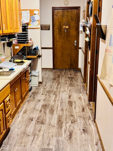 More Photos Of 2125 E State Highway 54, Linton Office For Sale