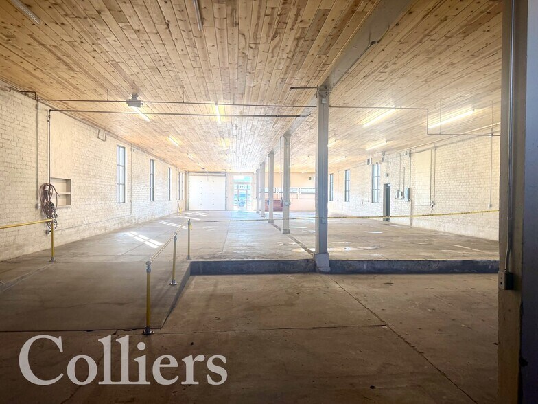 More Photos Of 207-217 10th Ave, Nampa Auto Repair For Sale