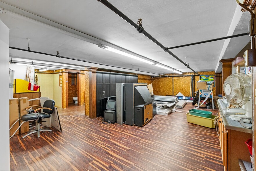 More Photos Of 1637 Acushnet Ave, New Bedford Freestanding For Sale