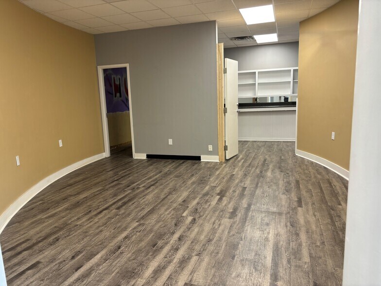 More Photos Of 101 Three Rivers N, Fort Wayne Apartments For Lease