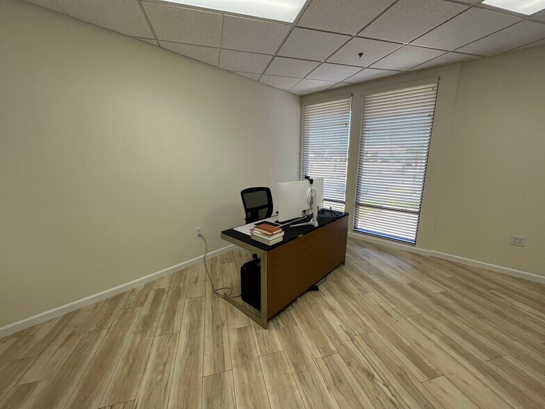 More Photos Of 353 E Park Ave, El Cajon Medical For Lease