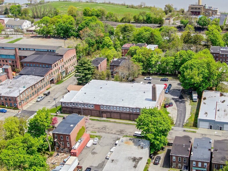 More Photos Of 24 Johnes St, Newburgh Light Manufacturing For Lease