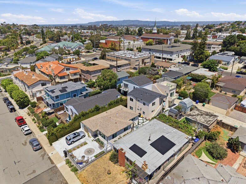 More Photos Of 3650 Quimby St, San Diego Multifamily For Sale