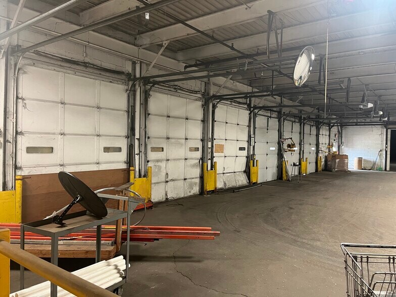 More Photos Of 801-829 Janesville Ave, Fort Atkinson Manufacturing For Sale