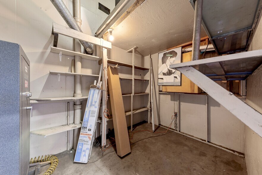 More Photos Of 2774 Lake Tahoe Blvd, South Lake Tahoe Industrial For Sale