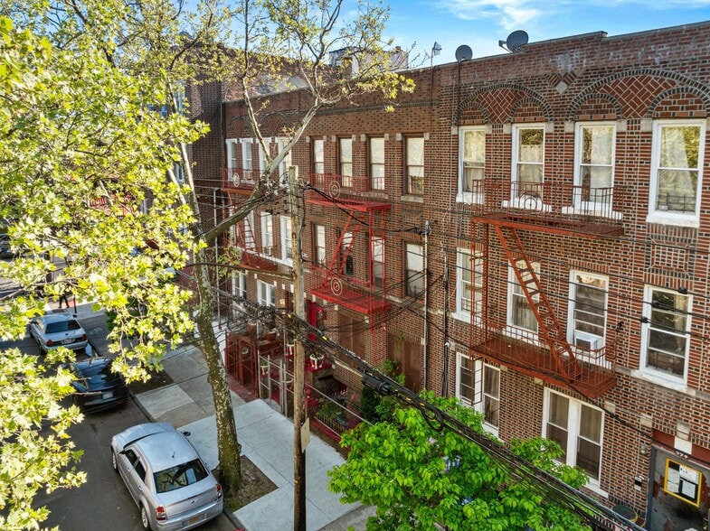 More Photos Of 596 Wyona St, Brooklyn Apartments For Sale