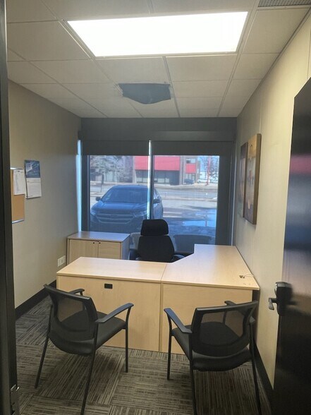 More Photos Of 5410-5424 97 St NW, Edmonton Flex For Sale