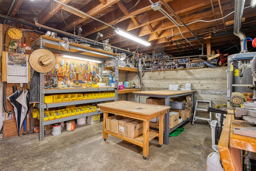 More Photos Of 2502 W 3rd St, Los Angeles Medical For Sale