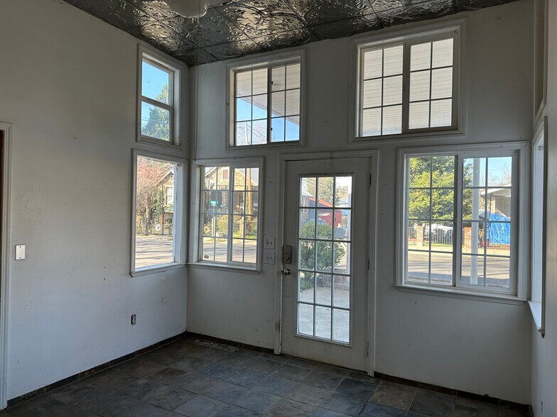 More Photos Of 18729 Carter St, Tuolumne Flex For Sale