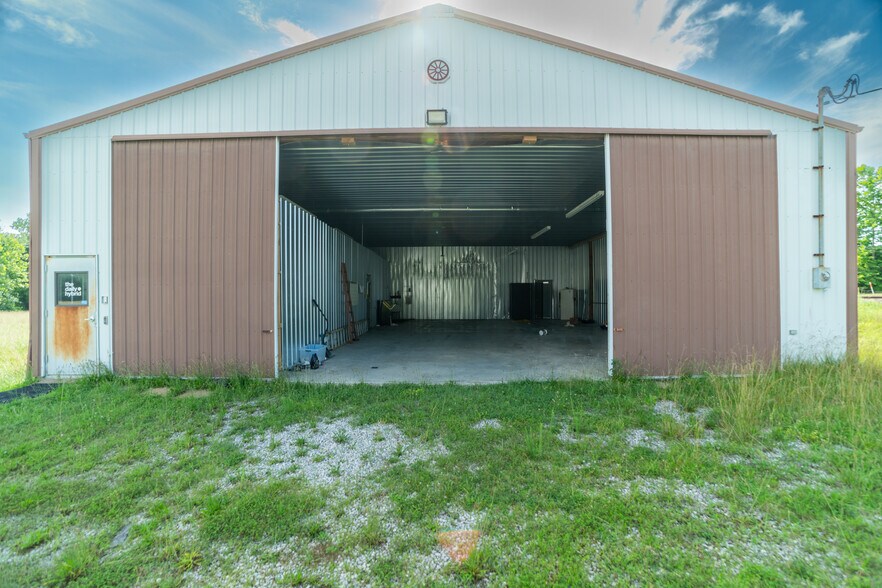 More Photos Of 337 W Main St, Eureka Land For Sale