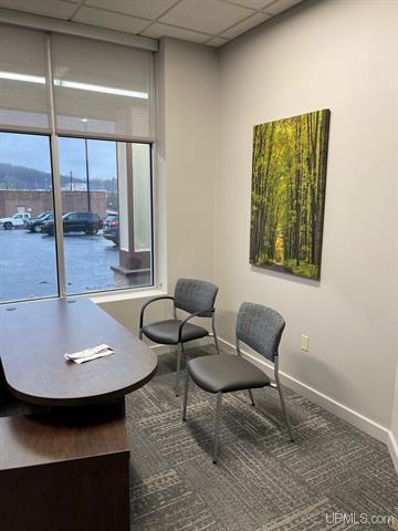 More Photos Of 901 Razorback Dr, Houghton Storefront For Sale