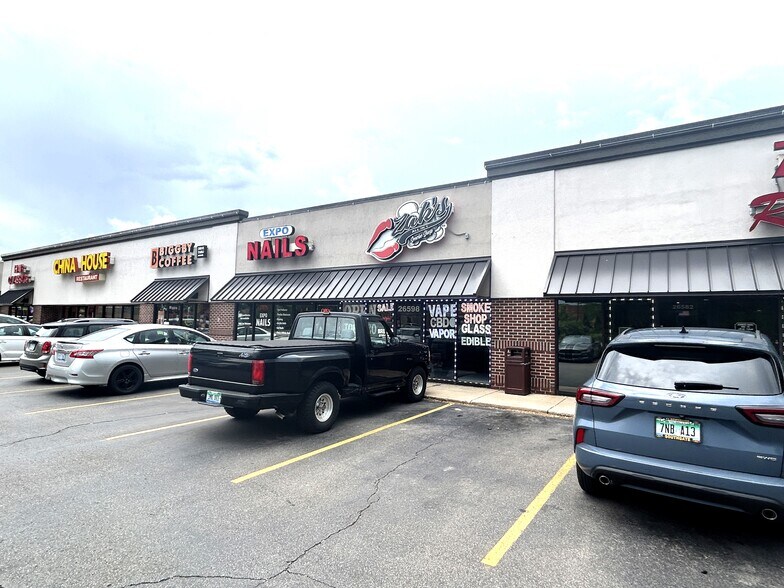 More Photos Of 26582-26678 Telegraph Rd, Flat Rock Freestanding For Lease