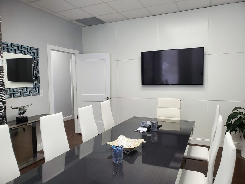 More Photos Of 3775 Venture Dr, Duluth Medical For Lease