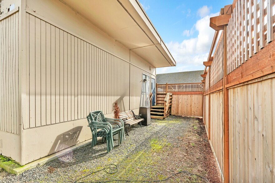 More Photos Of 31414 Harris Dr, Harrisburg Lodge Meeting Hall For Sale