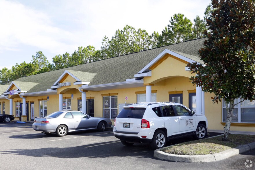 More Photos Of 10353 Cross Creek Blvd, Tampa Office For Lease