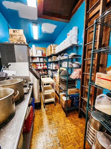 More Photos Of 75 W Carleton Rd, Hillsdale Restaurant For Sale