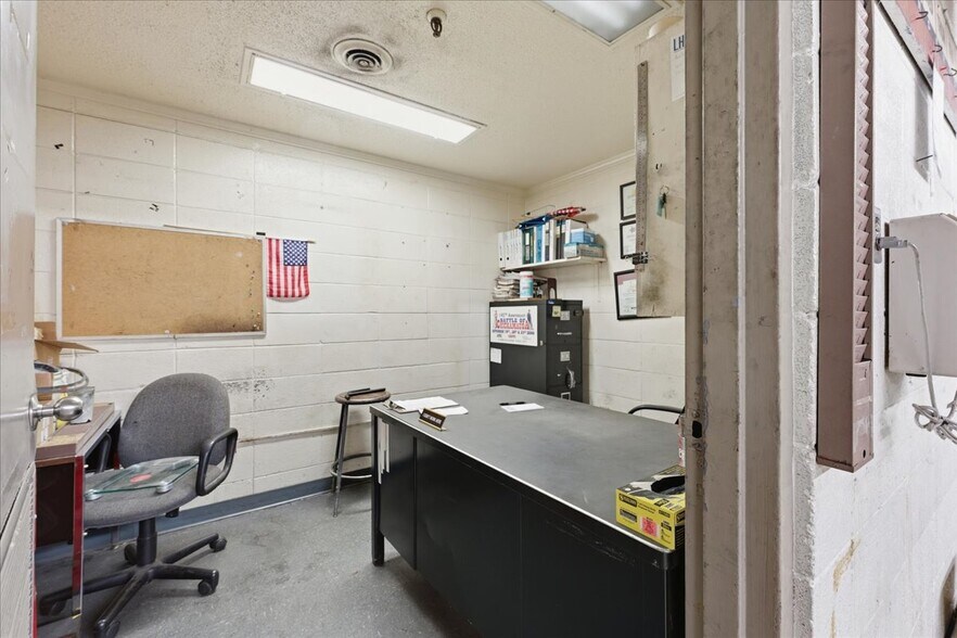 More Photos Of 1609 W 1st North St, Morristown Loft Creative Space For Sale
