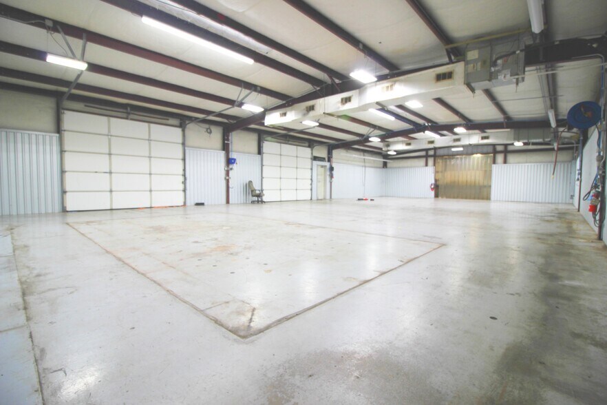 More Photos Of 17821 County Road 127, Pearland Industrial For Sale