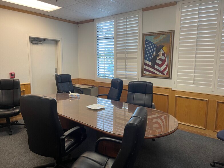 More Photos Of 1753 W Avenue J, Lancaster Medical For Lease