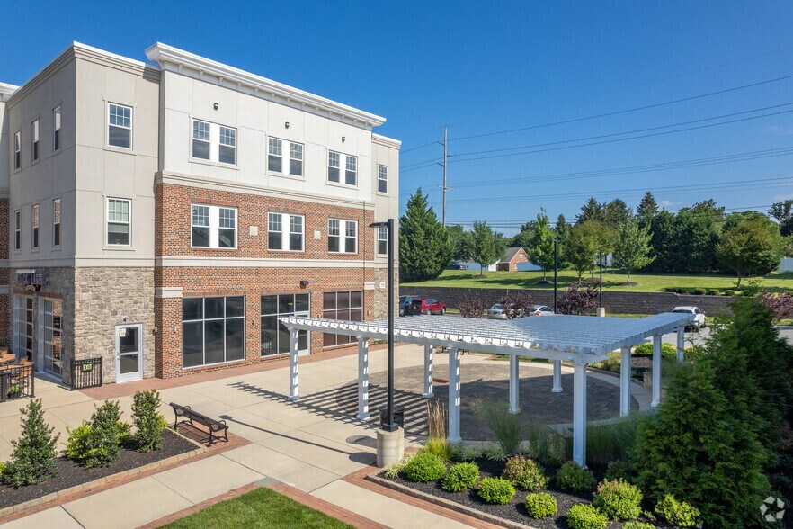 More Photos Of 4420 Limestone Rd, Wilmington General Retail For Lease