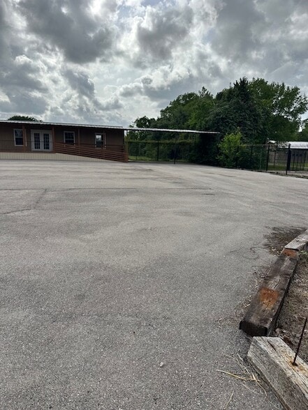 More Photos Of 11800 Gessner Road, Houston Land For Sale