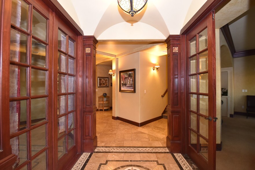 More Photos Of 377 N Marshall Way, Layton Office For Lease