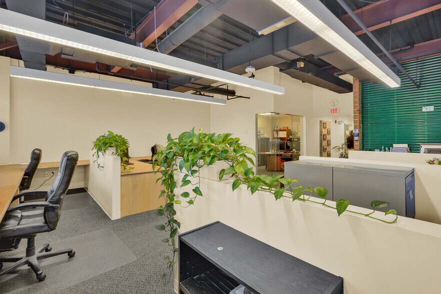 More Photos Of 3930 Pender Dr, Fairfax Medical For Lease