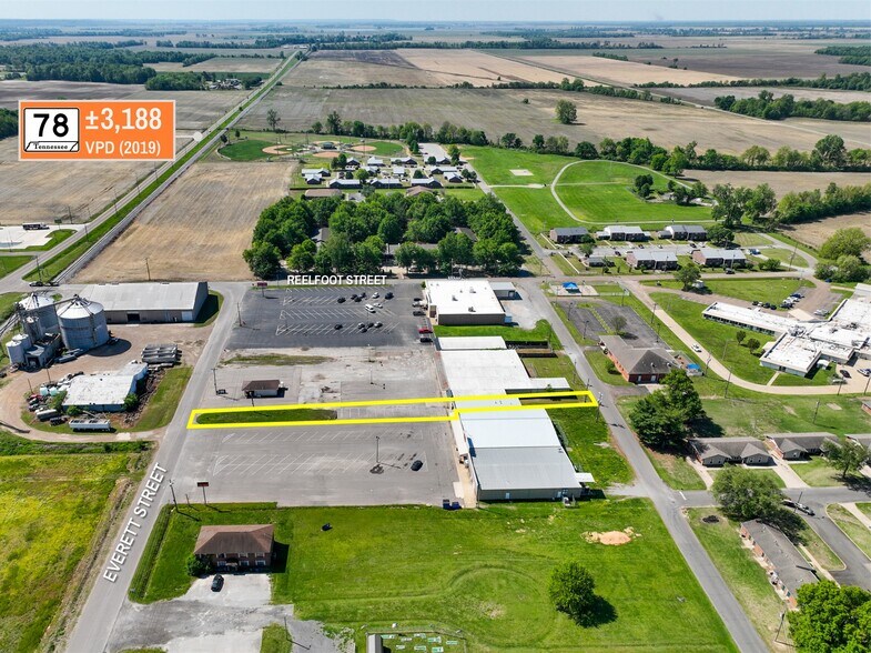 More Photos Of 740 Everett St, Tiptonville General Retail For Sale