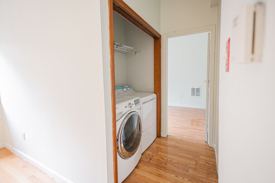 More Photos Of 1460 Pocono Ln, Bartonsville Multifamily For Sale