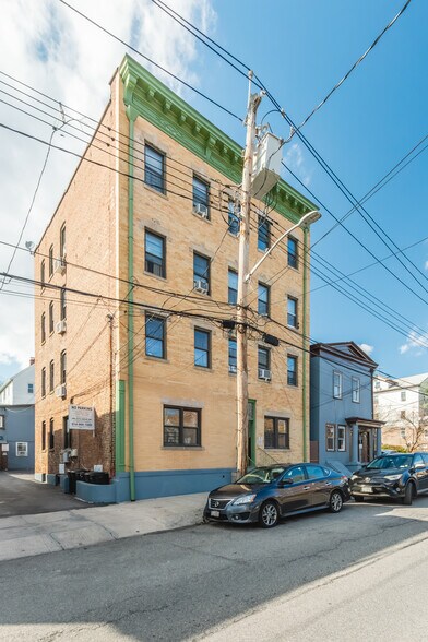 More Photos Of 536-542 N High St, Mount Vernon Apartments For Sale