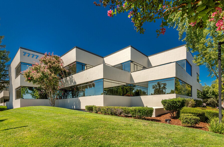 More Photos Of 7777 Greenback Ln, Citrus Heights Office For Lease