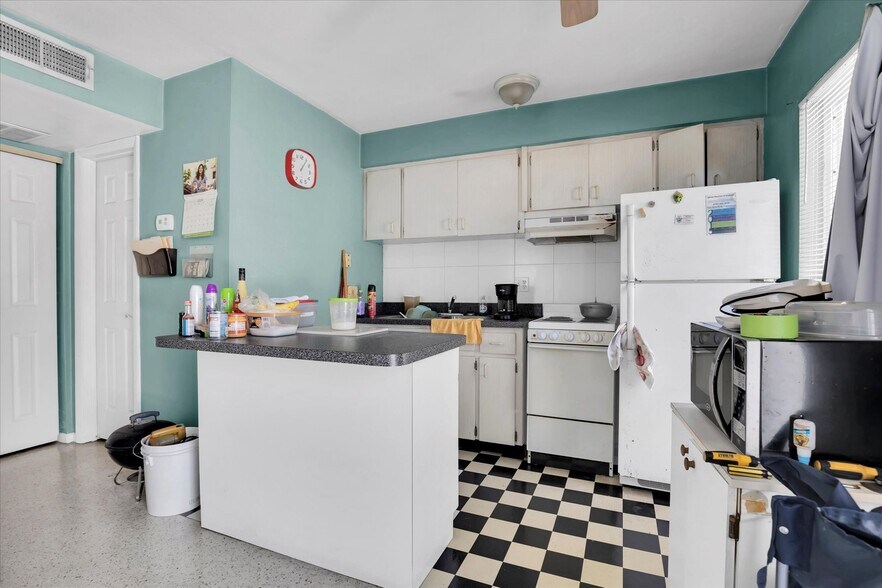 More Photos Of 885 Beltrees St, Dunedin Apartments For Sale